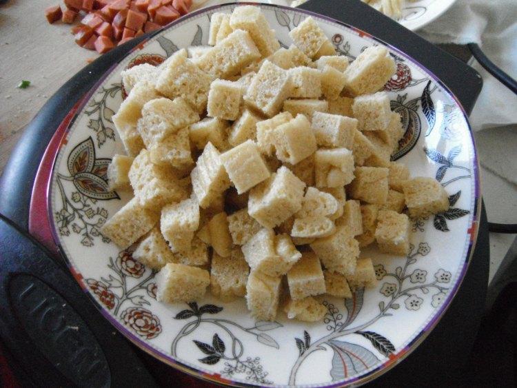 炒玉米燕麦馒头丁步骤2