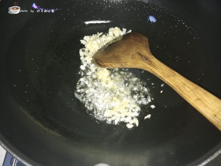 黄豆芽炒香肠步骤6