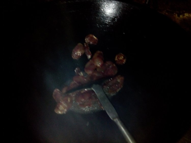 香肠炒西兰花步骤4