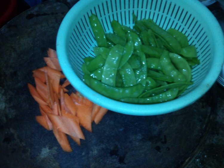 荷兰豆绘胡萝卜步骤2