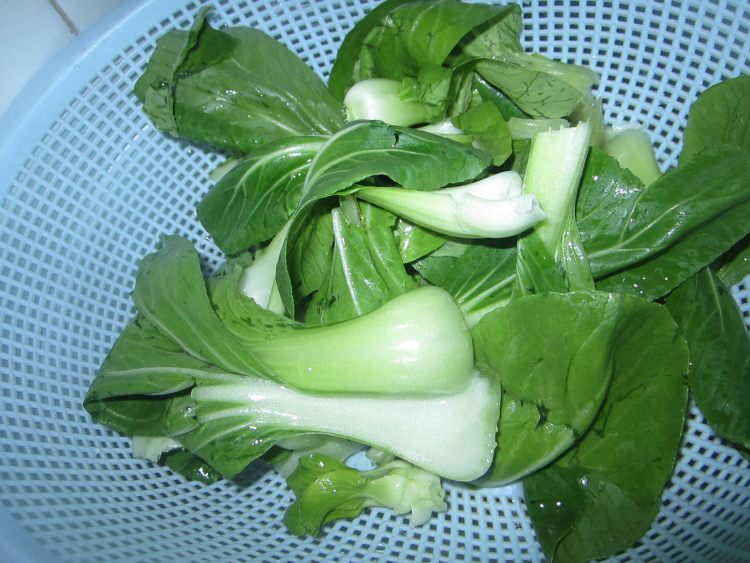 香肠炒油菜步骤1