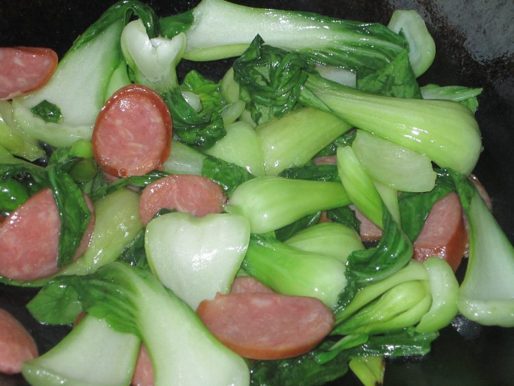 香肠炒油菜步骤7