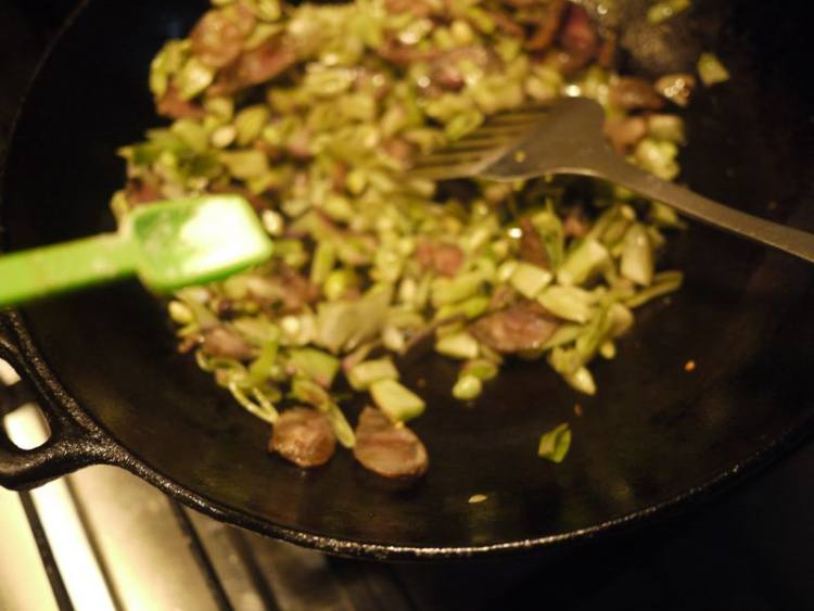 香肠扁豆焖饭步骤7