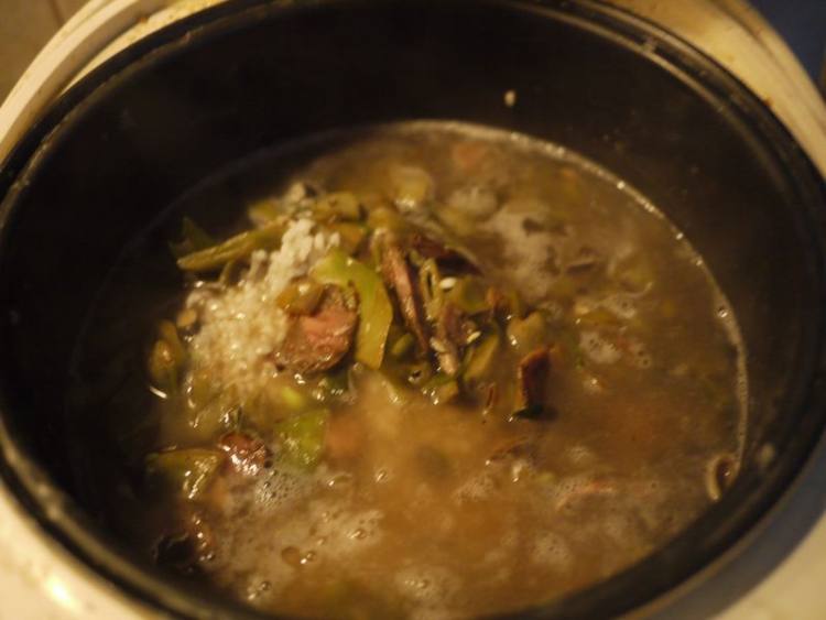 香肠扁豆焖饭步骤8