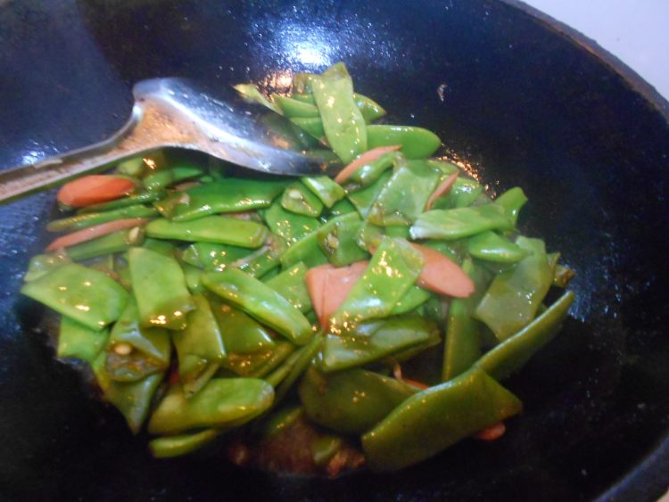 芸豆炒香肠步骤11