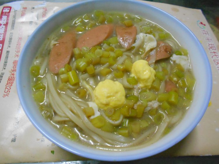 蒜苔香肠炝锅面步骤15