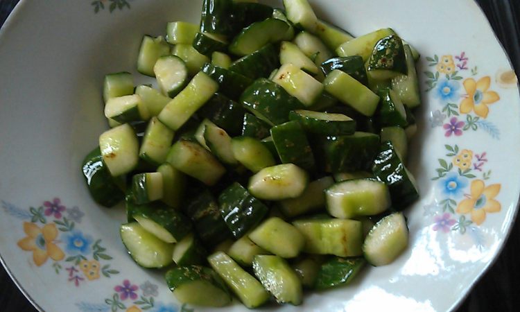 香肠炒玉米红萝卜粒步骤4