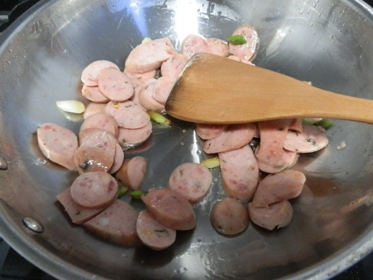 香肠炒甜豆步骤6