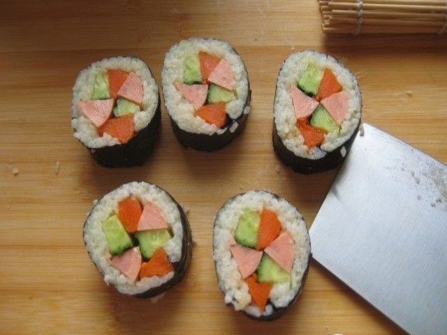 自制寿司卷步骤7