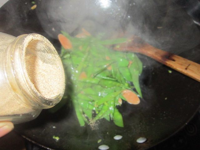炒荷兰豆步骤7