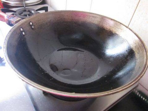 香肠蛋饼炒海带步骤4