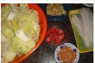 粉丝白菜煲步骤2