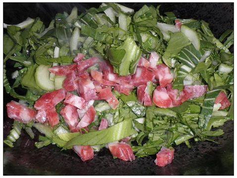 油菜香肠炒饭步骤6