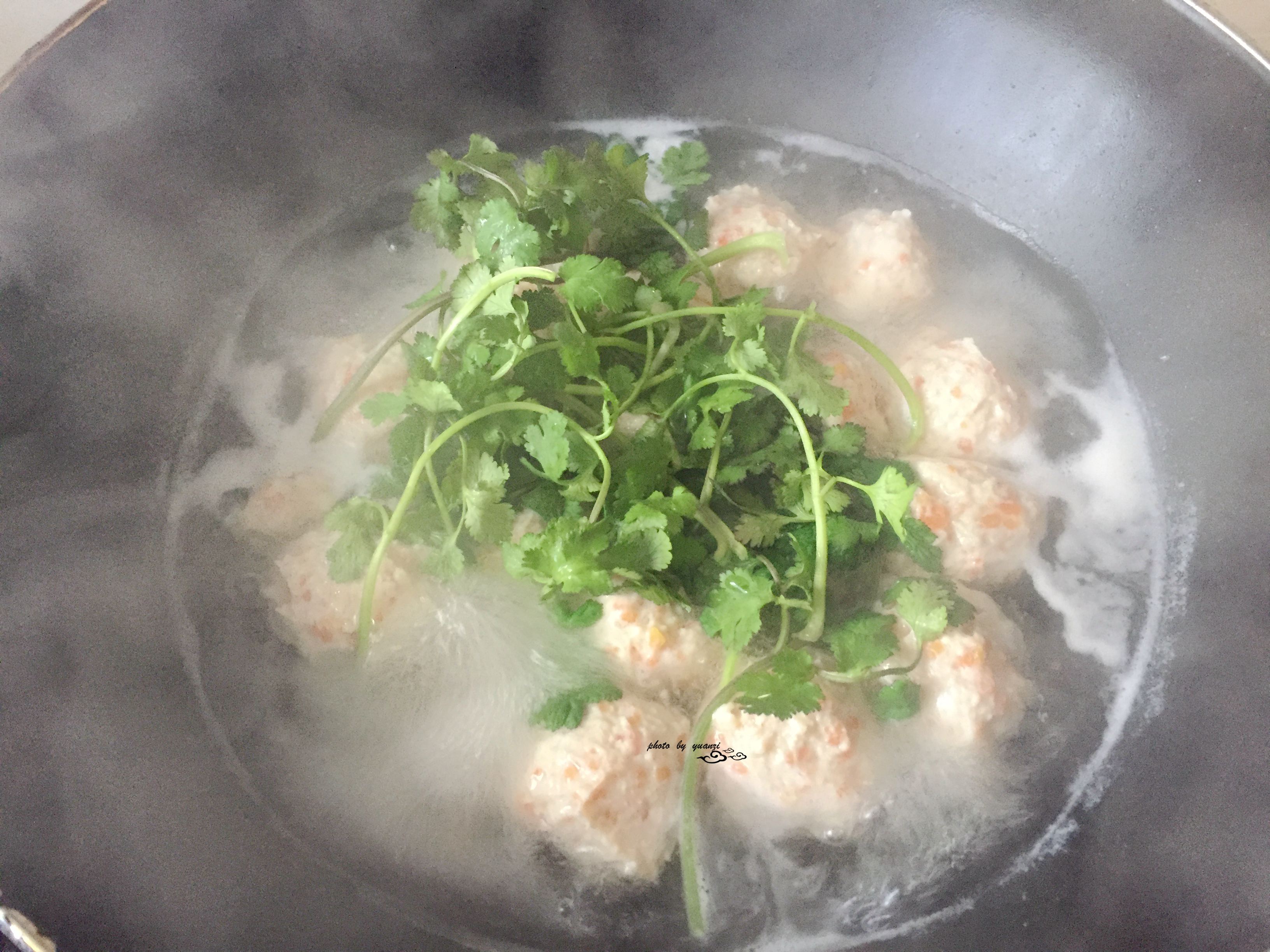 香菜胡萝卜鸡肉丸步骤9