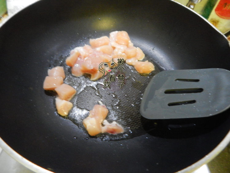 西芹土豆烧鸡丁步骤4