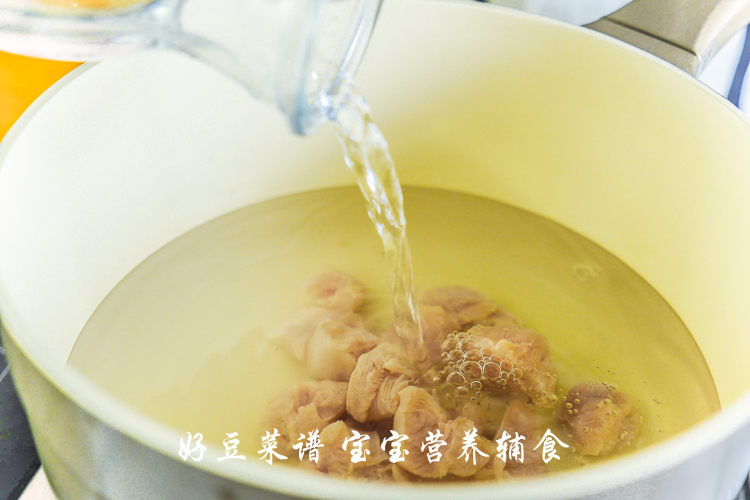 西兰花鸡肉小方步骤6