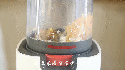 香菇玉米鸡茸粥步骤3