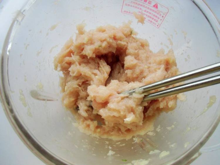 虾仁鸡肉饺子步骤6