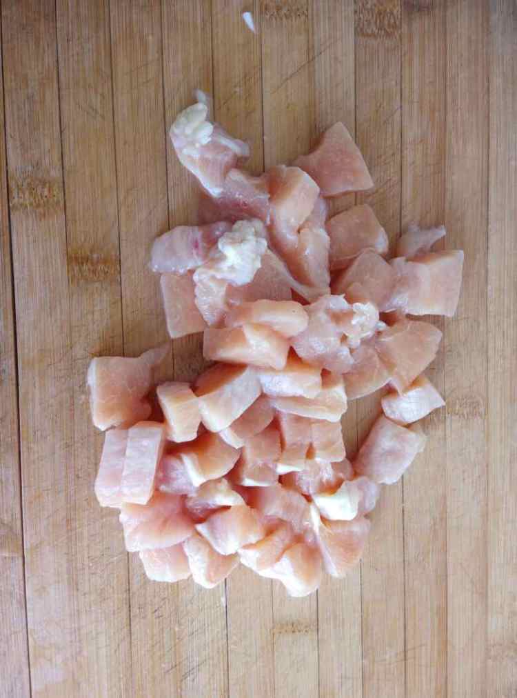 鸡肉蔬菜串步骤1