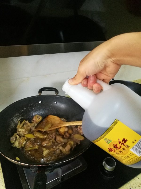 土豆炒鸡肉步骤8