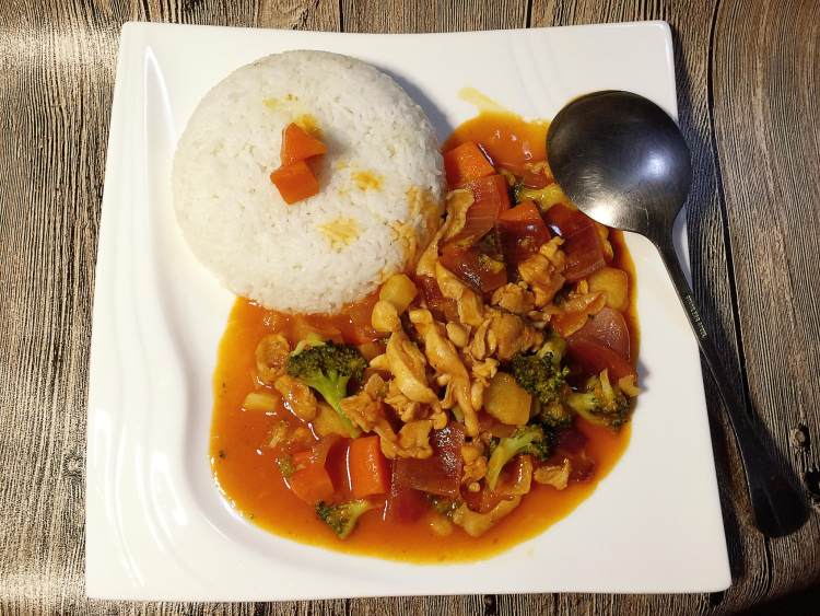 咖喱番茄鸡肉饭步骤10