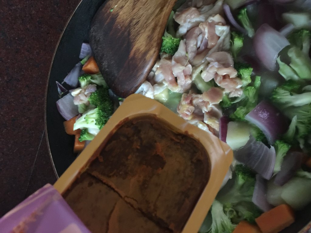 咖喱番茄鸡肉饭步骤6