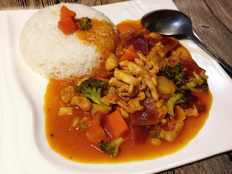 咖喱番茄鸡肉饭步骤12