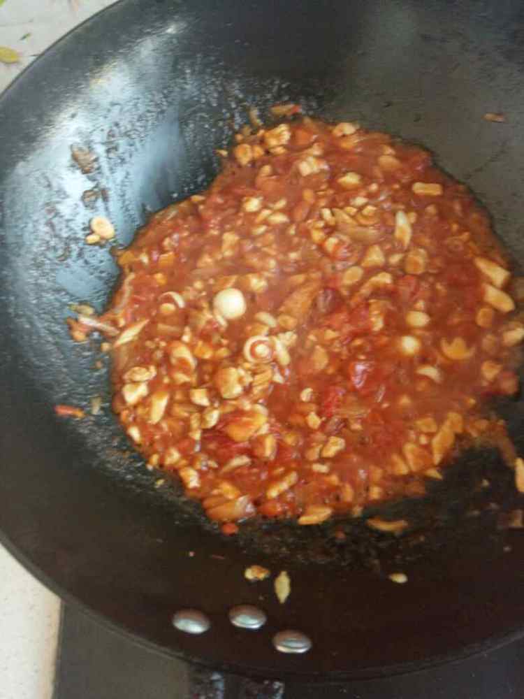 西红柿蘑菇鸡肉意大利步骤7
