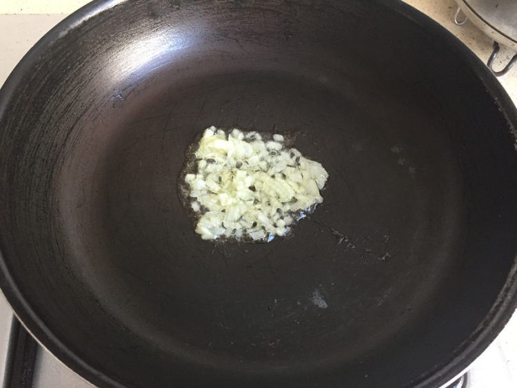 绿豆芽生菜瘦肉粥步骤8
