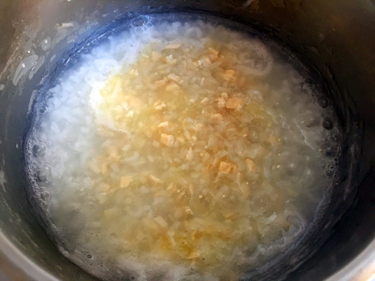 绿豆芽生菜瘦肉粥步骤11