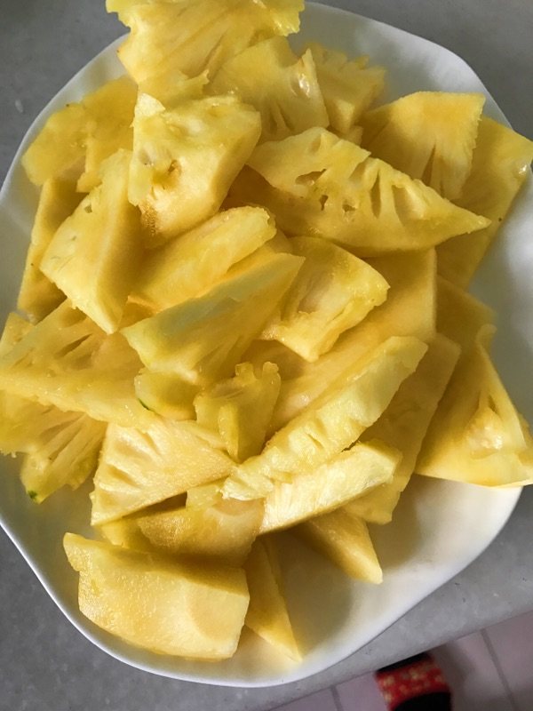 菠萝烩鸡肉步骤2
