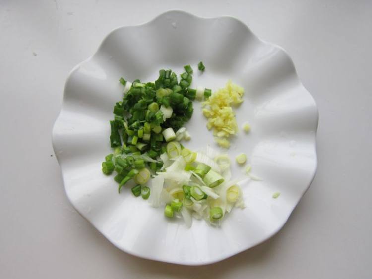 鸡肉拌二节子面步骤3