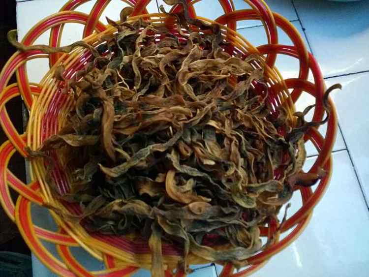 干豆角焖鸡步骤1