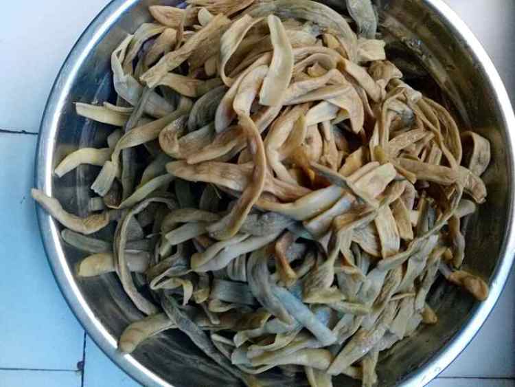 干豆角焖鸡步骤3