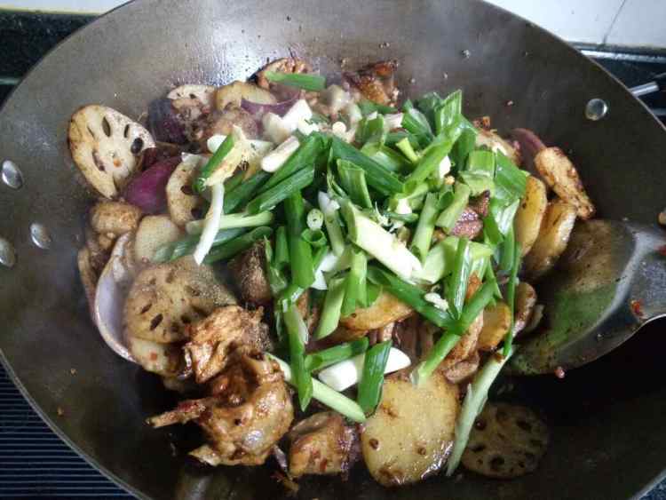 家庭版麻辣干锅鸡步骤17