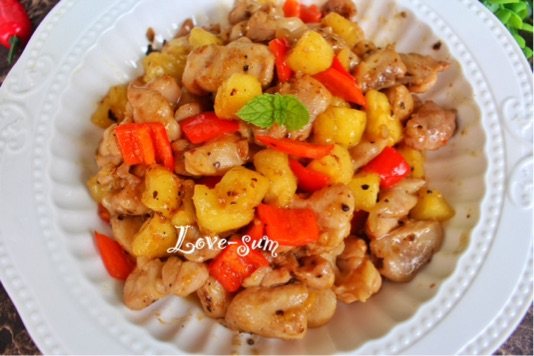 菠萝炒鸡腿肉步骤8