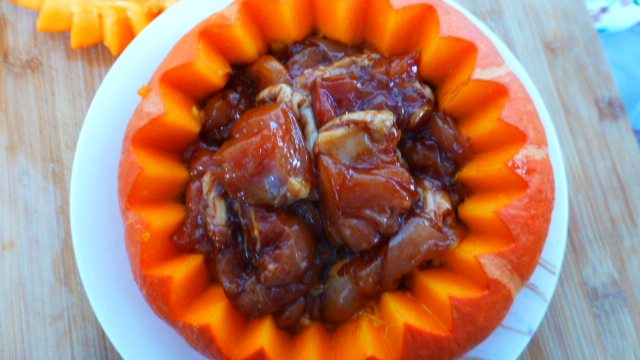 鸡肉南瓜盅步骤8