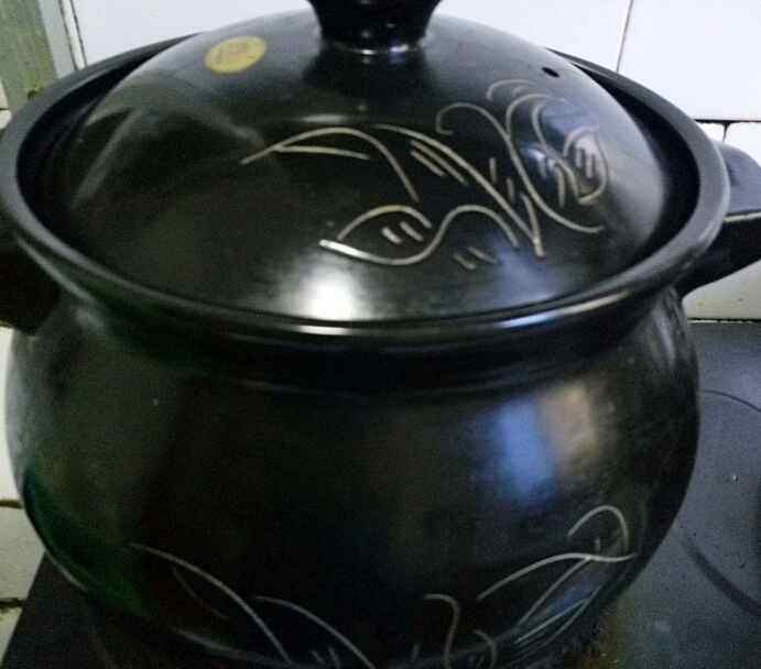 紫豆角炖鸡步骤6