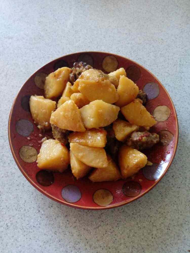 鸡肉炖土豆块步骤10