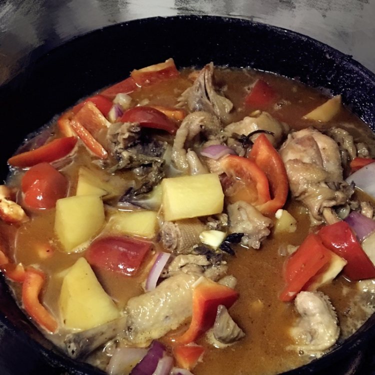 土豆炖鸡肉步骤7