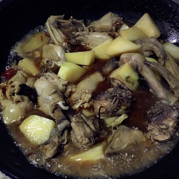 土豆炖鸡肉步骤6