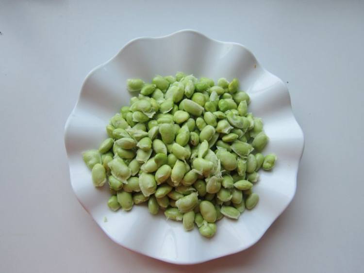 毛豆炒鸡肉步骤3