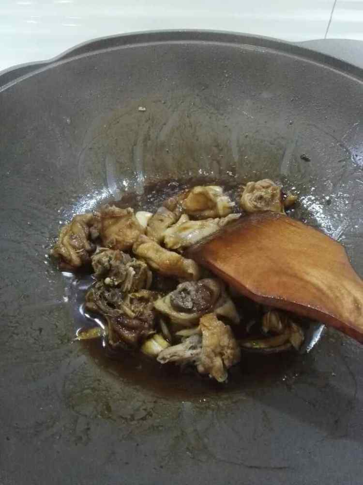 糖醋荔枝鸡步骤4