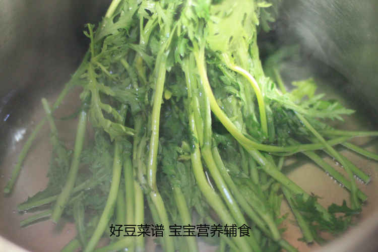 茼蒿鲜蘑拌鸡丝步骤7