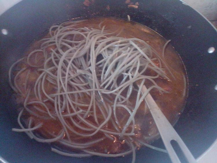 酸菜鸡肉炖粉条#新鲜步骤9