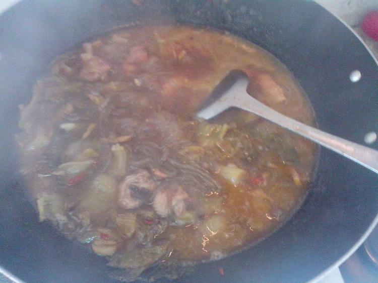 酸菜鸡肉炖粉条#新鲜步骤10