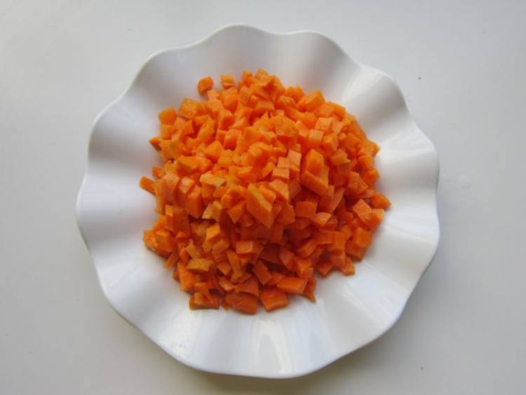 香菇鸡肉饺子步骤2