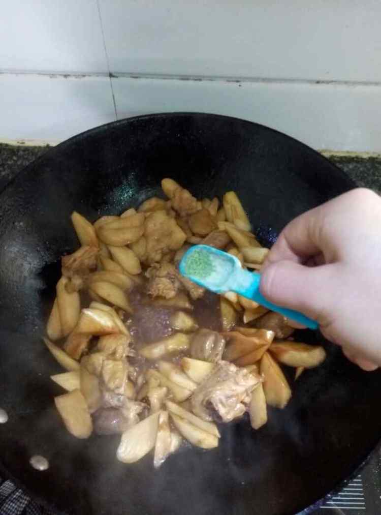 茭白烧鸡肉步骤9