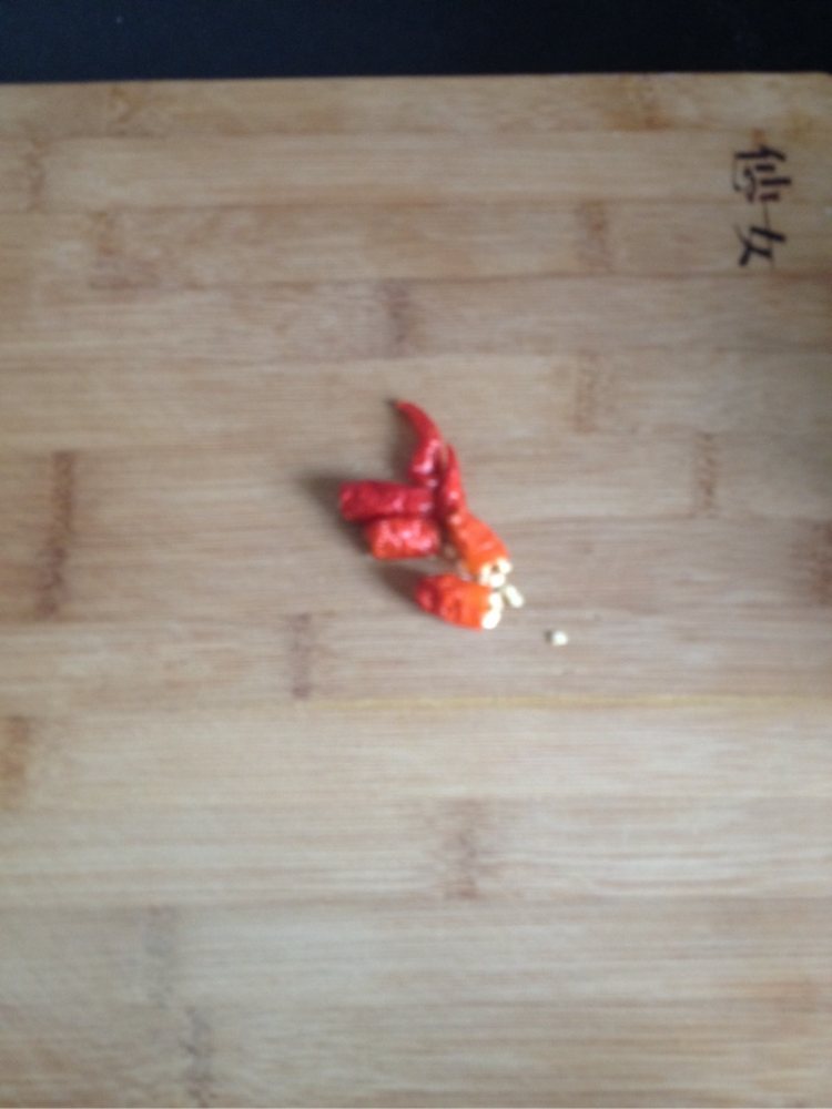 鸡肉煸酱香豆角步骤2