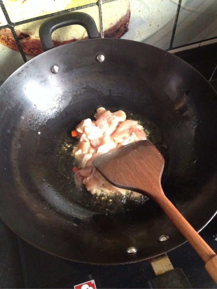 鸡肉煸酱香豆角步骤4